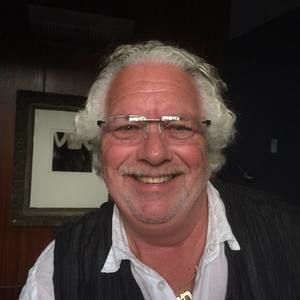 Meet your Posher, Marc